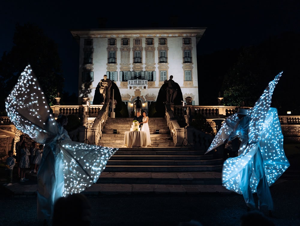 Farfalle Luminose, spettacolo di luci per feste ed eventi