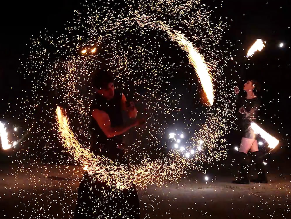 Spettacolo di Fuoco a Matrimonio